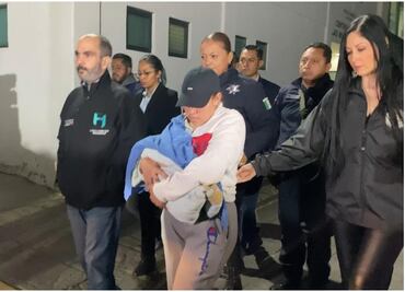 Entregan a sus padres a bebé robado por su niñera en Pachuca y encontrado en Valle de Chalco