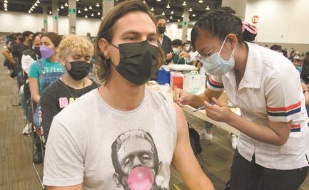 Suman 275 mil 676 decesos por coronavirus