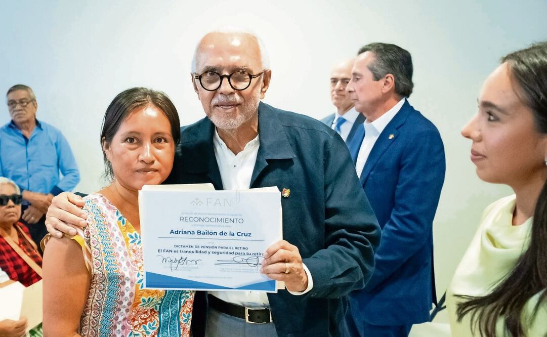 El gobernador Miguel Ángel Navarro Quintero encabezó la apertura del Nuevo Centro de Atención al Trabajador del Fondo de Ahorro Nayarit. Foto: Especial