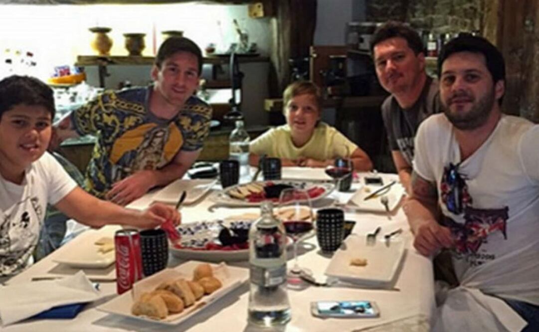 Lionel Messi en comida con algunos familiares. Especial