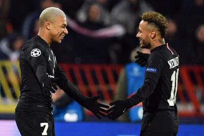 Neymar y Mbappé podrían salir del París Saint Germain