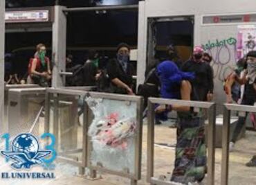 Vandalizan estación de Metrobús Insurgentes