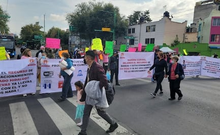 Con bloqueo, locatarios del Mercado Hidalgo exigen entrega de recursos a la alcaldía Cuauhtémoc