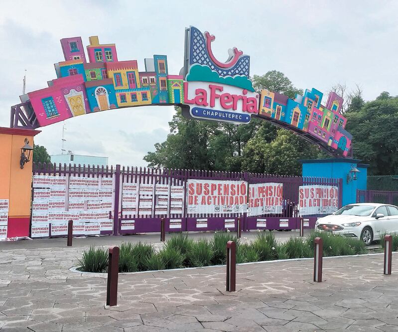 El 14 de octubre, el Gobierno de la Ciudad canceló el permiso a la concesionaria de La Feria de Chapultepec, tras la muerte de dos visitantes y lesiones a otras dos personas, al salirse del juego mecánico La Quimera. ARCHIVO EL UNIVERSAL