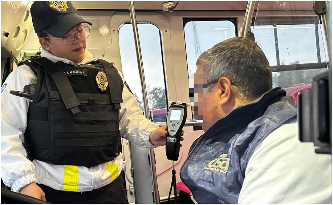 El Metrobús destacó que el dispositivo del programa “Conduce Sin Alcohol”, dirigido a conductoras y conductores de este sistema de transporte de pasajeros, se lleva a cabo como parte de las acciones que realiza ese sistema de transporte, en favor de la seguridad vial. Foto: Especial