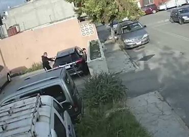 Sujeto captado en Bosques de Aragón intentó asaltar a otro automovilista una hora antes