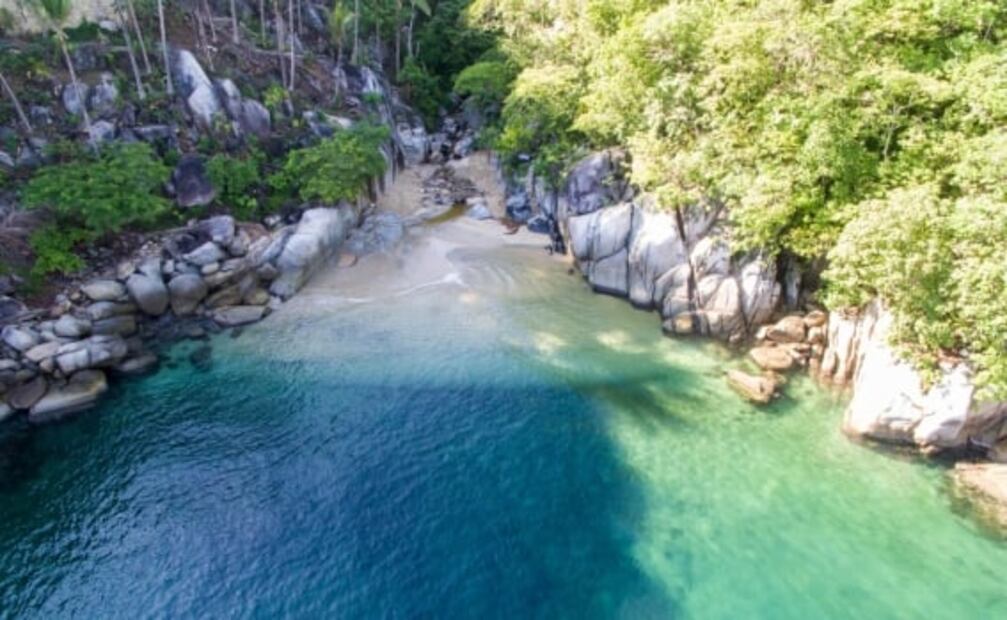 Colomitos, la playa más pequeña de México