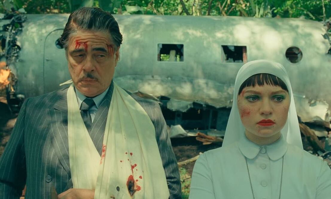 El magnate Anatole “Zsa-zsa” Korda es interpretado por Benicio del Toro mientras que a su hija, la monja Liesl, la interpreta Mia Threapleto/ ESPECIAL