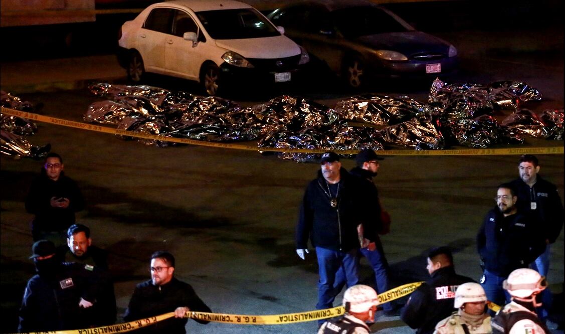 Cuerpo de migrantes que fallecieron en la Estancia Provisional Migratoria de Ciudad Juárez, Chihuahua. Foto: AP