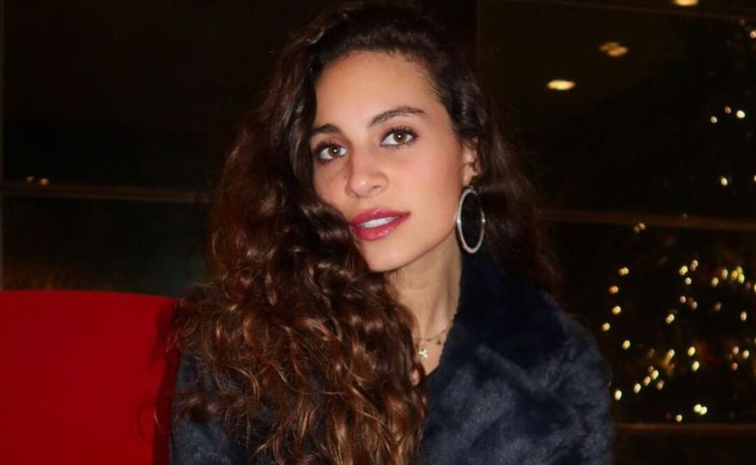 Isadora Figueroa tiene 22 años y es dueña de una hermosa voz para cantar. Fuente: Instagram @isadorafigueroa