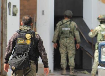 Catean residencias conectadas por un túnel en Tierra Blanca, Culiacán; hallan armas, dinero y un Audi blindado
