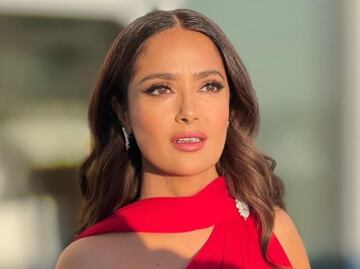 Salma Hayek modela colección de Gucci por la igualdad de género