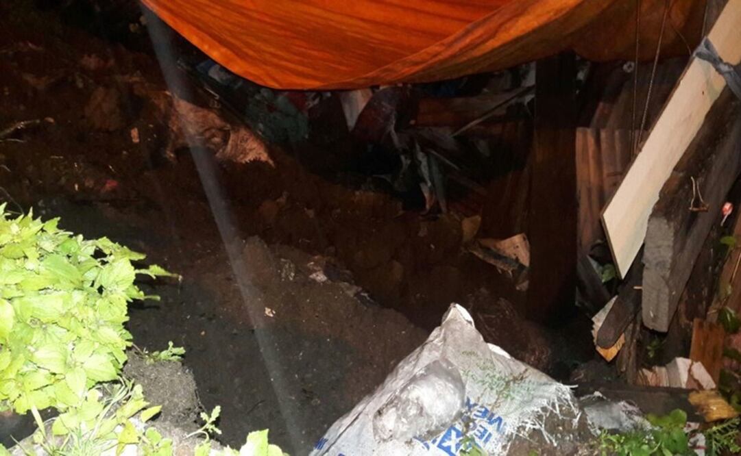 Se registra derrumbe de tierra en Huixquilucan