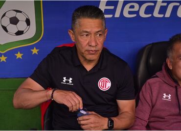 Ignacio Ambriz: Fracasé, estoy apenado