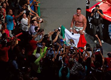 Cancelan evento benéfico de Alberto del Río