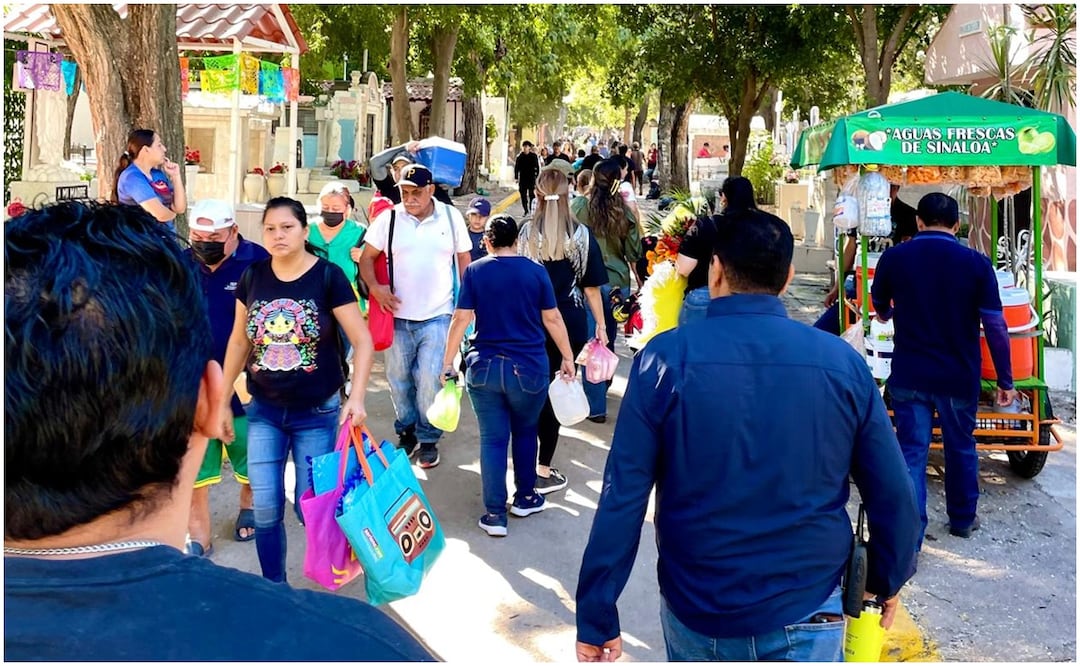 Las autoridades de Sinaloa reportan saldo blanco durante visitas a panteones de por el Día de Muertos (2/11/2024). Foto: Especial