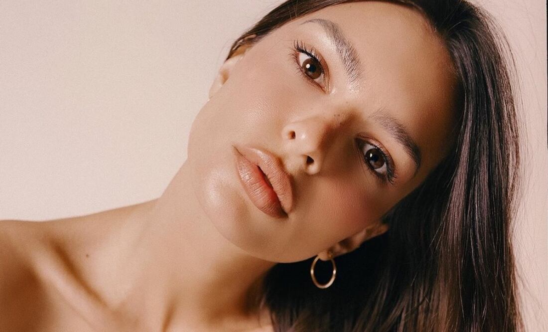 La modelo mostró su vello axilar en redes sociales Foto: Instagram