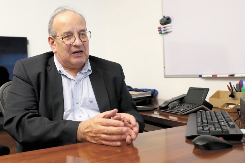 Víctor Hugo Páramo, titular de la CAMe, afirma que las medidas no serán impuestas y que buscan mayor participación de la ciudadanía. Foto: JUAN BOITES. EL UNIVERSAL