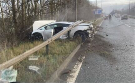 Portero del Manchester United sufre aparatoso accidente