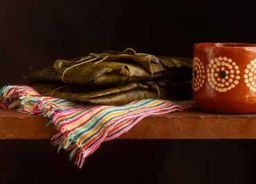 ¿Por qué se usan platos de barro en las ofrendas?