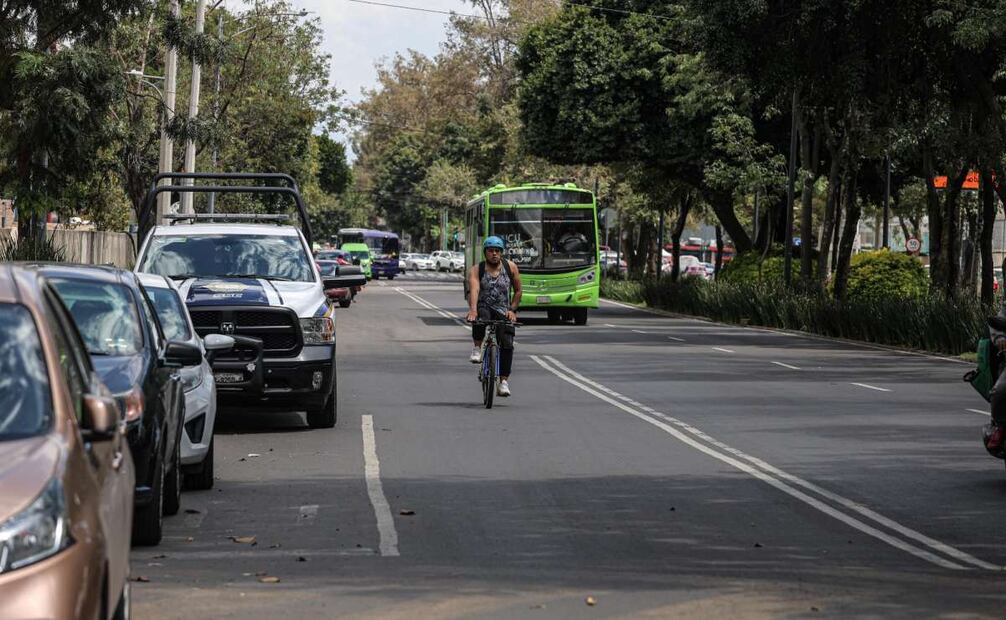 Gobierno capitalino iniciarán con una prueba piloto de la ciclovía en Acoxpa durante seis meses para medir resultados y realizar ajustes, si es necesario.
Foto: Especial.