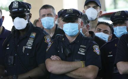Sindicato policial de NY acusa a políticos y prensa de denigrar a agentes