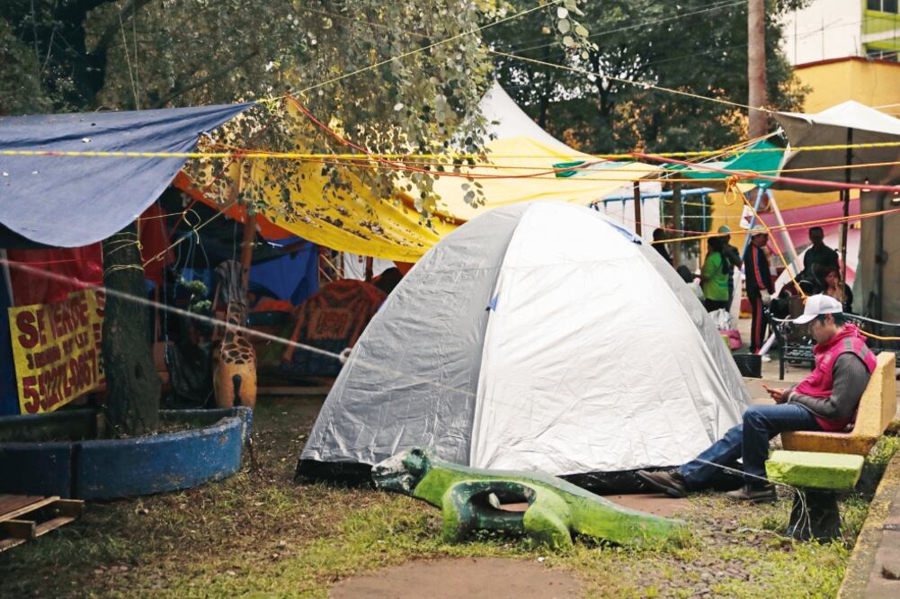 Los partidos de oposición continúan con sus planes de austeridad para aplicar recursos a los damnificados de los sismos. (ARCHIVO EL UNIVERSAL)