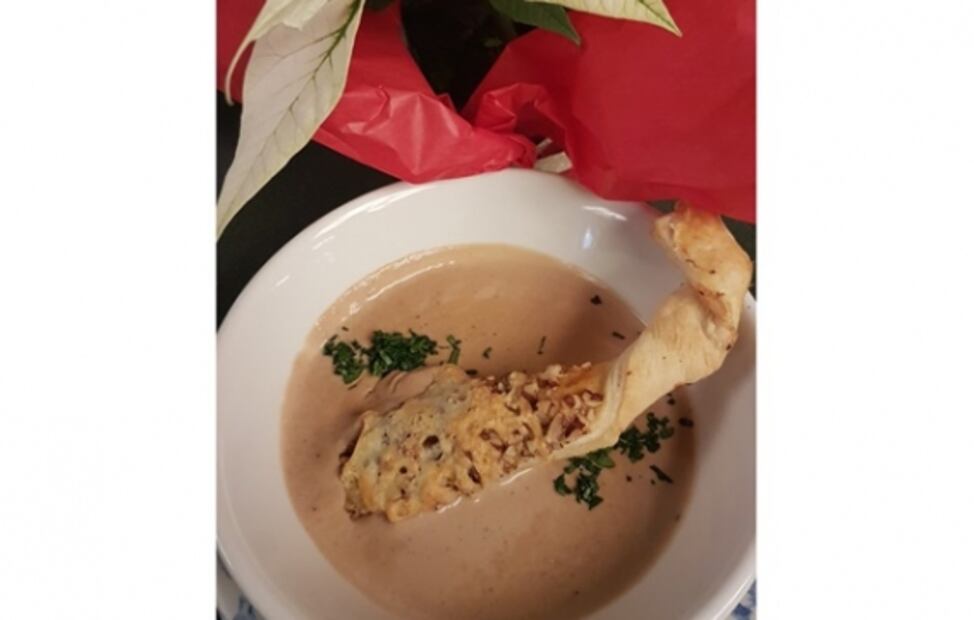 Prueba el menú navideño que ofrece esta cantina de la CDMX