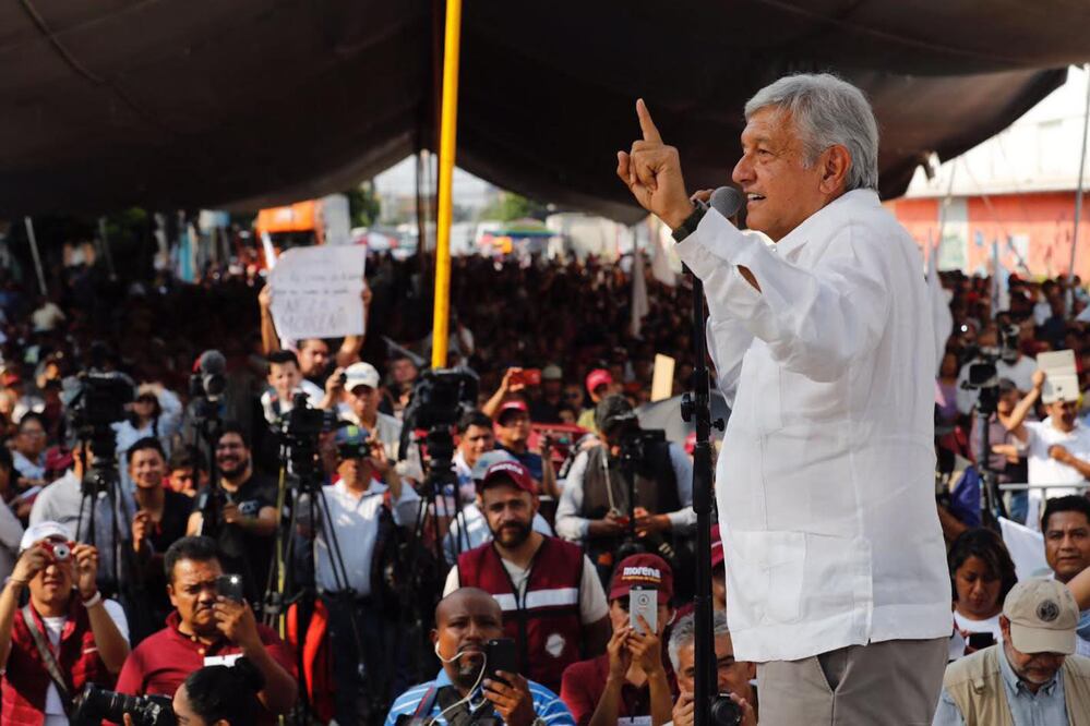 El PRD comienza a contener la sangría de AMLO