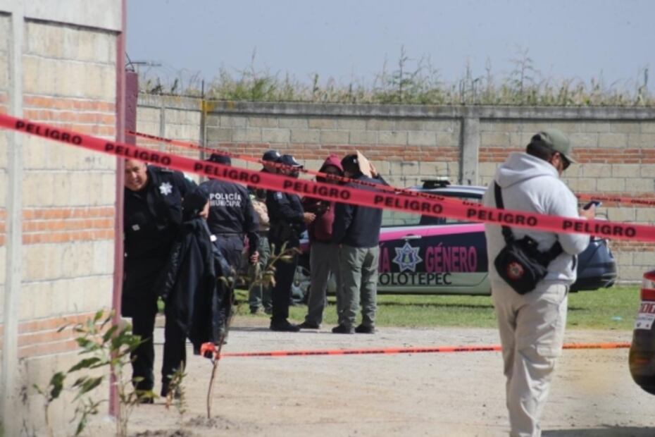 Se desploma avioneta cerca del Aeropuerto de Toluca, mueren tres personas 