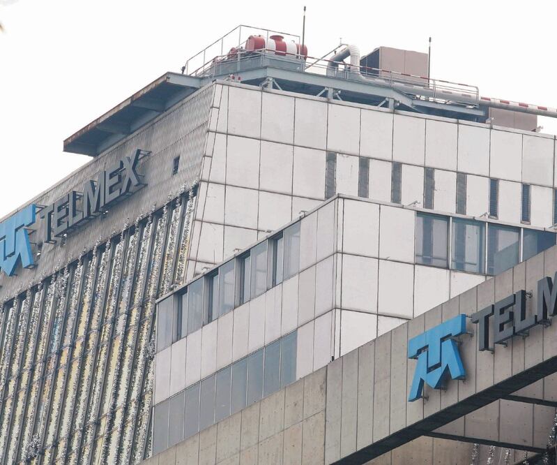 Teléfonos de México continúa con el proceso para modificar su título de concesión. Actualmente se encuentra impedida para ofrecer TV de paga. Foto: ARCHIVO EL UNIVERSAL