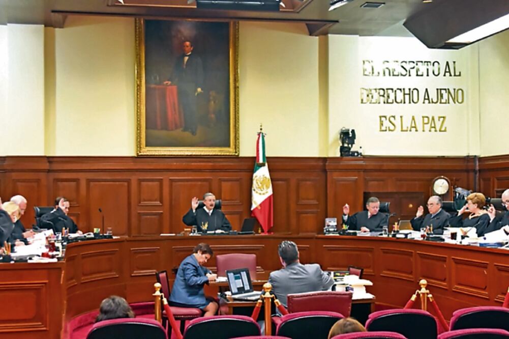 En la Segunda Sala, los ministros avalaron que el producto de la venta de acciones que antes era exento de impuestos, será gravado con 10% (ARCHIVO EL UNIVERSAL)