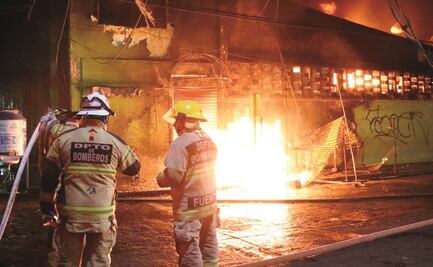 Se quema 70% del mercado de Cuautla 