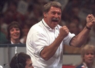 Murió el polémico Bela Karolyi, entrenador de la histórica gimnasta Nadia Comaneci