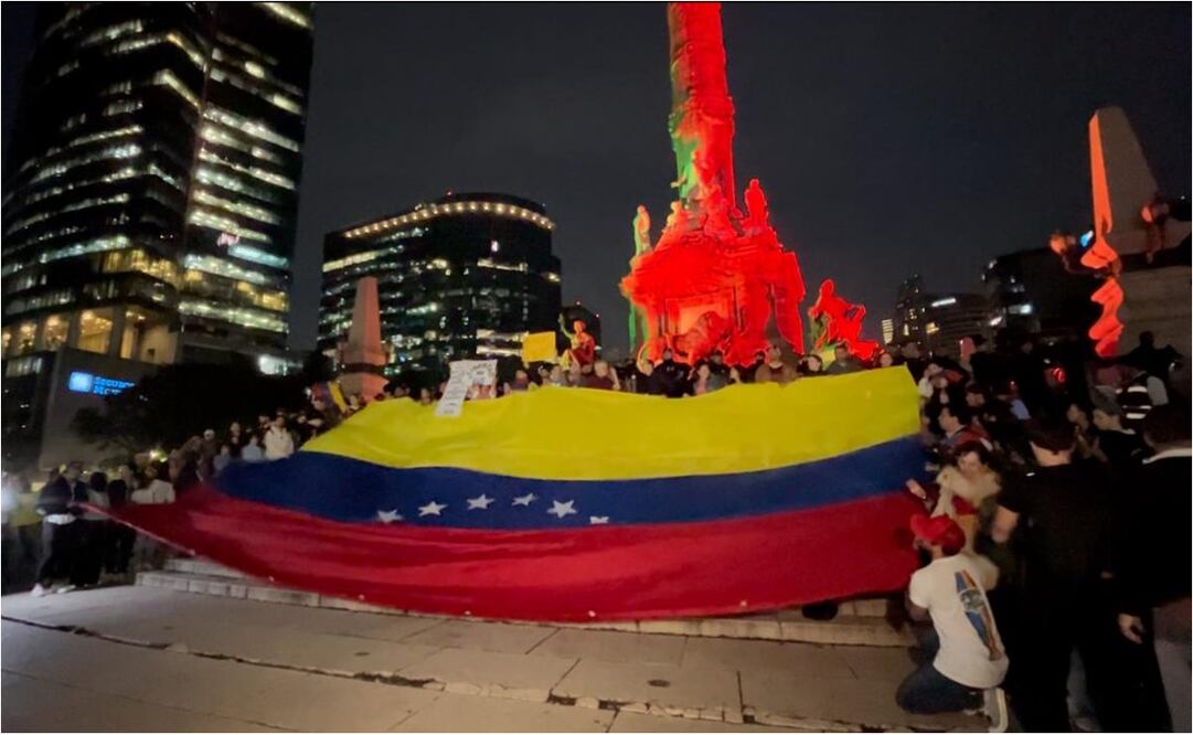 Venezolanos en México protestan contra la victoria de Nicolás Maduro. Foto: Alelhí Salgado/EL UNIVERSAL