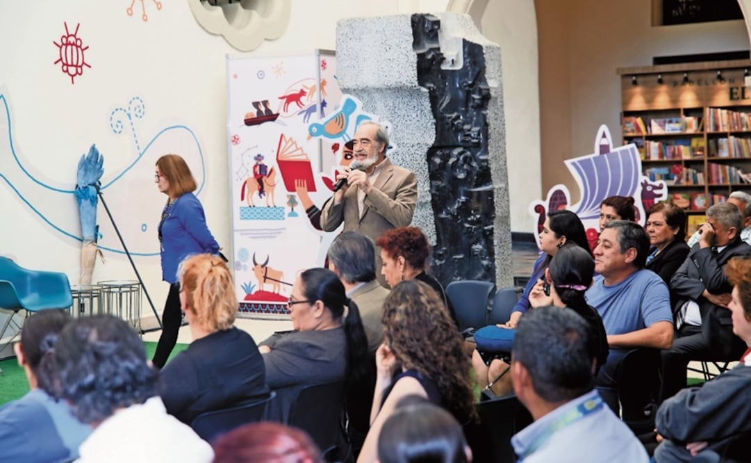 El nombramiento de Abraham Nuncio Limón se dio a conocer durante la Feria Universitaria del Libro UANLEER, en Monterrey. Foto: CORTESÍA UANL