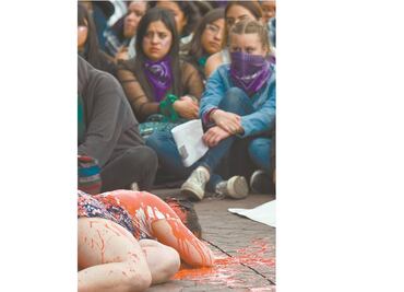 “Violencia contra mujeres es epidemia”: Gabriela Cuevas