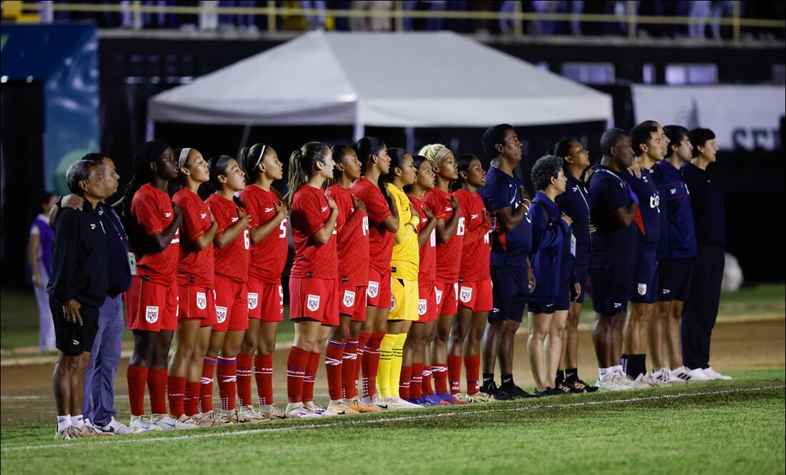 FIFA impone duro castigo a presidente de la Federación de Panamá; llamó "gorda" a una jugadora - Foto: Imago7