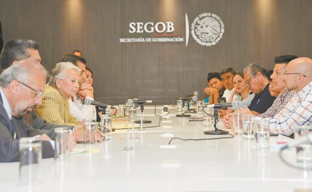 Mamás y papás de niños con cáncer se reunieron con la secretaria de Gobernación, Olga Sánchez, quien dijo que sus demandas serán atendidas. Foto: ESPECIAL