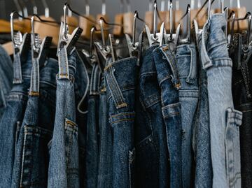 Descubre por qué los jeans tienen un bolsillo pequeño