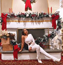 Danna Paola impacta con look sensual en La Academia 2019