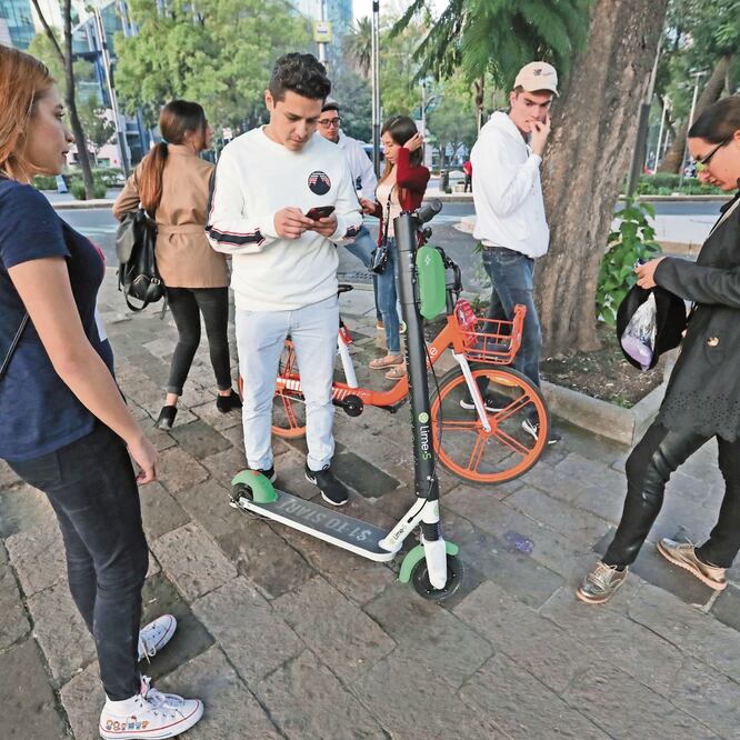 Auge. De acuerdo con datos de Semovi, en Polanco es donde se realiza el mayor número de viajes en monopatín y bicis eléctricas. ARCHIVO EL UNIVERSAL