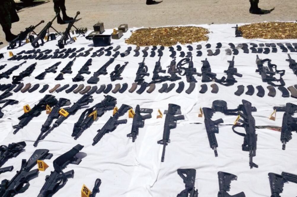 Incautación. En 2014, a los implicados se les decomisaron armas de fuego, droga y vehículos (ARCHIVO EL UNIVERSAL)