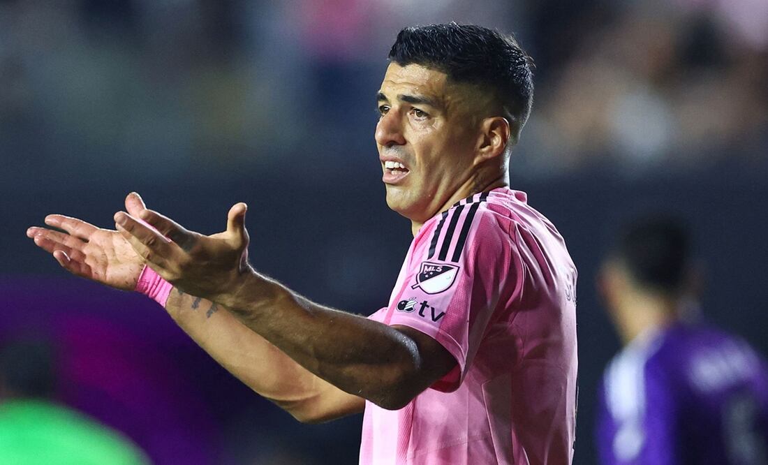 Luis Suárez recibe dura suspensión tras escupitajo / Foto: AFP