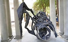 Cranegrura, una obra de la italiana Camilla Alberti creada desde las ruinas