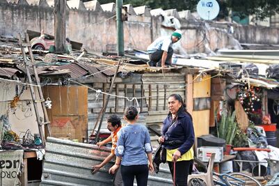 Levantan campamento de 30 años