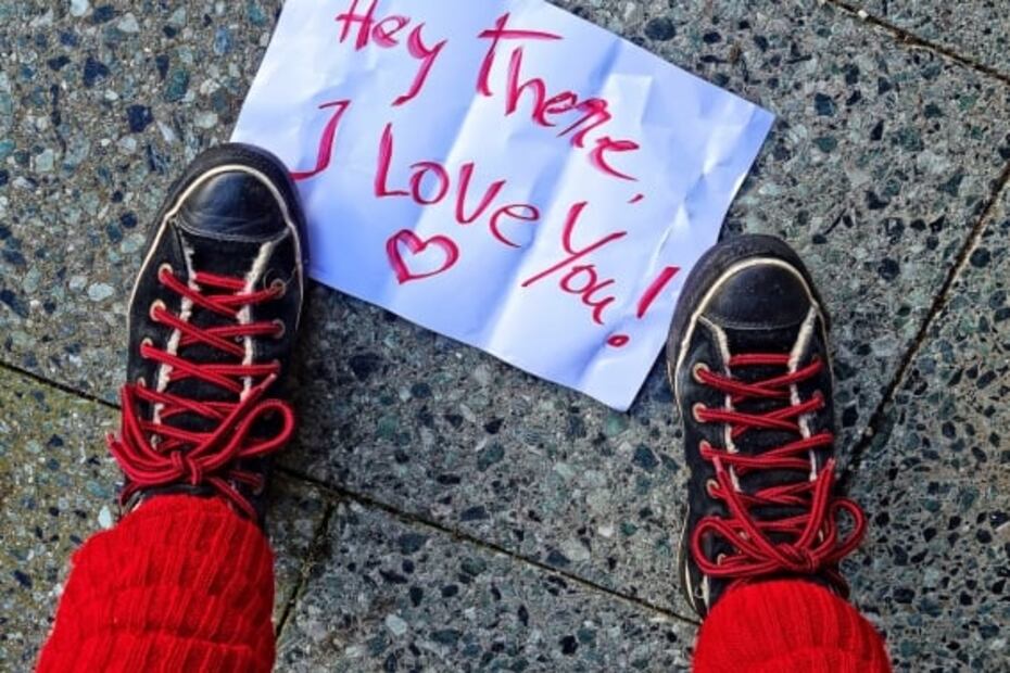 Bromas de Santos Inocentes por WhatsApp