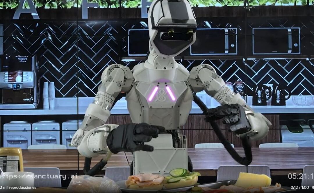 Un robot que cocina, limpia y pone la mesa. Foto: Twitter @mqasem