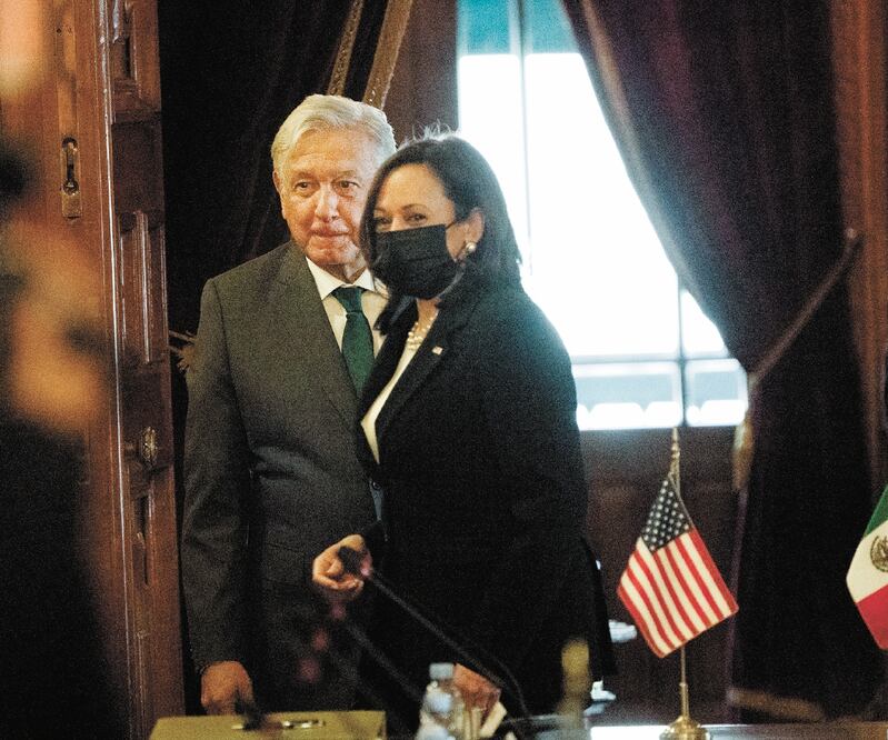 El presidente López Obrador dialogó con Kamala Harris. Foto: ARCHIVO EL UNIVERSAL