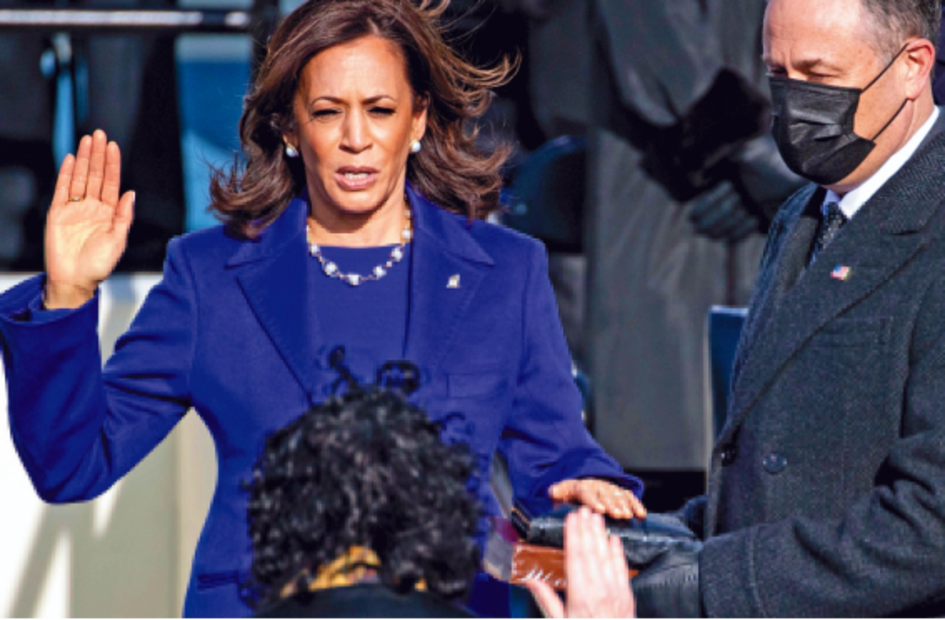 El significado del look de Kamala Harris durante la toma de protesta